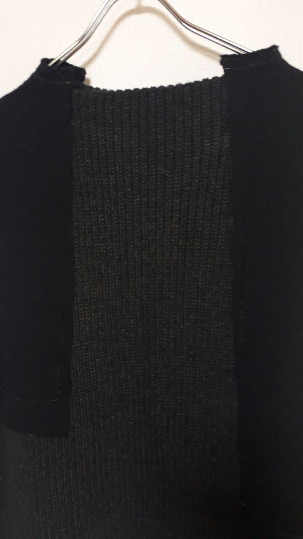 芽風　メフウ　ニットベスト