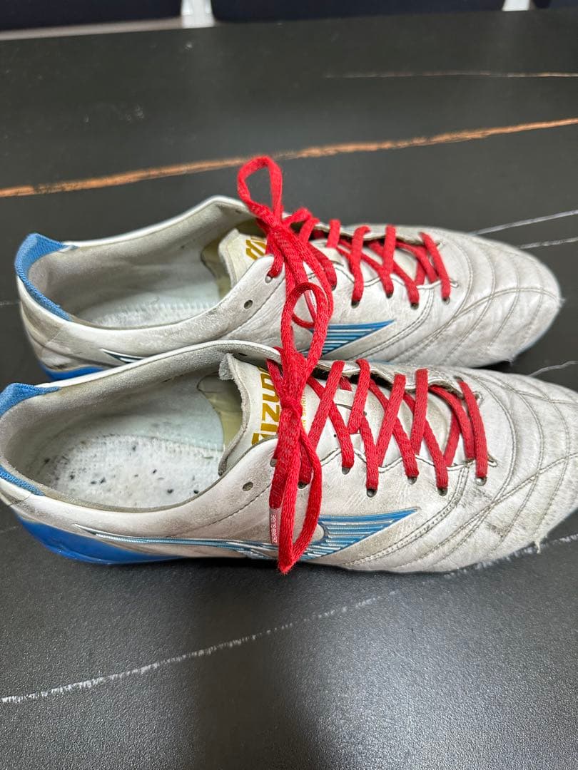 サッカースパイク ミズノ モレリア