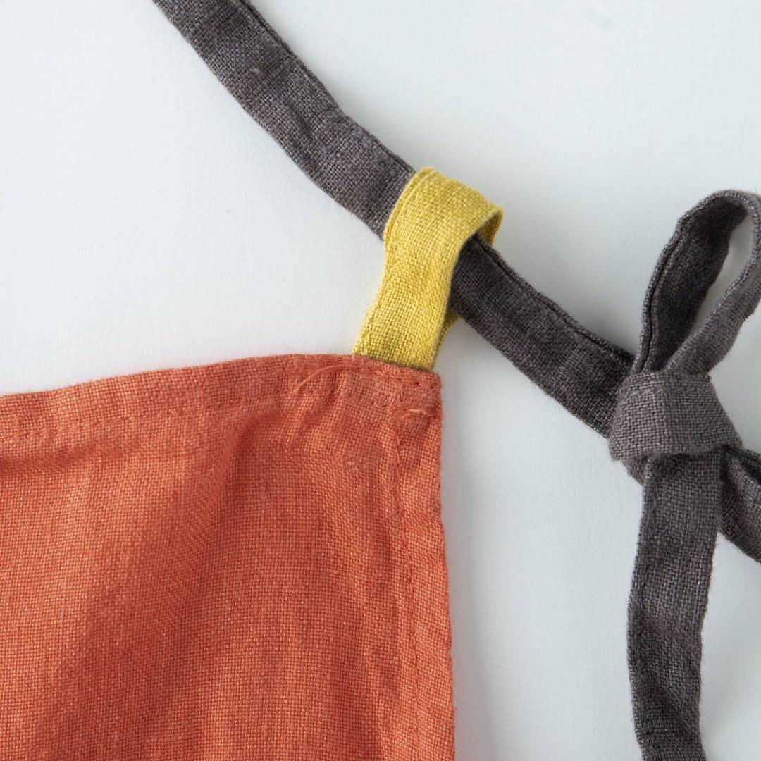 美品！リーノエリーナ　フルエプロン　マノン　タロッコ（オレンジ）