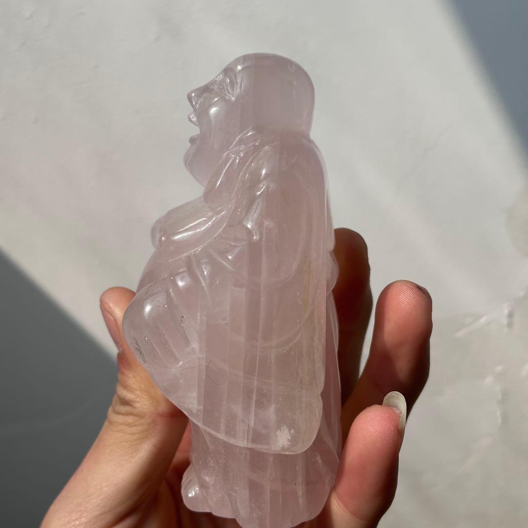 天然石ローズクォーツの大仏様　置物　ご購入前に在庫確認G.1309