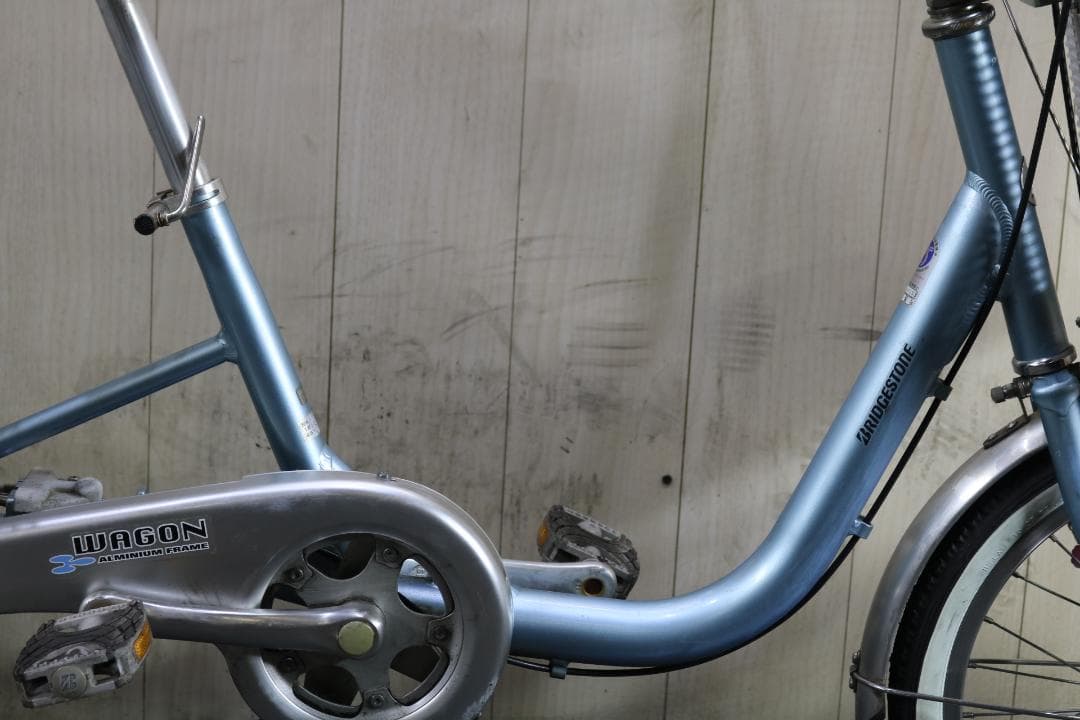 ブリヂストン ワゴン NBW10 16-18インチ シングル LED BLUE