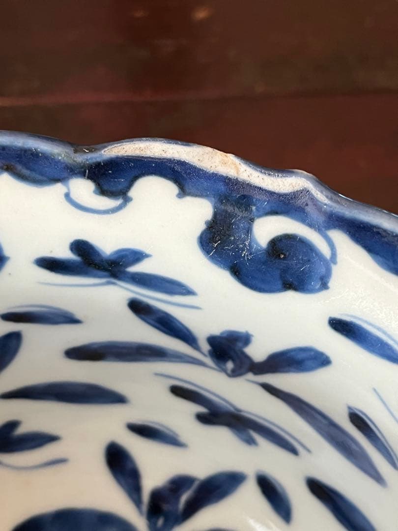 江戸後期　古伊万里　瑠璃　蝶に春蘭　春　染付　稜花形鉢　6寸鉢