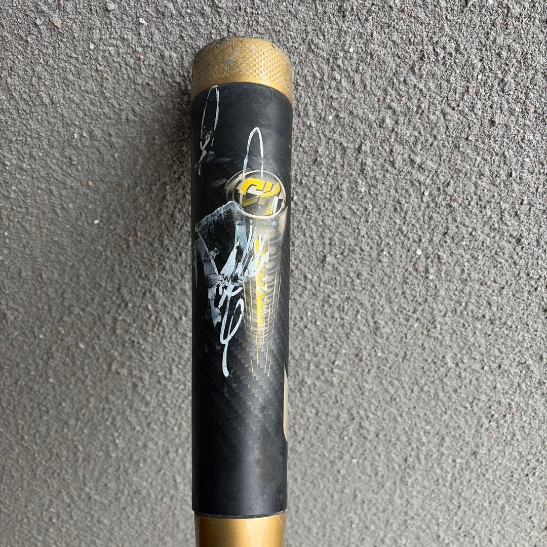 軟式バット ビヨンド CARBOHUNTER 松田宣浩選手サイン入り