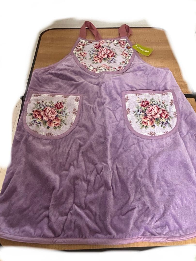 新品　Hotman 花柄刺繍エプロン 紫