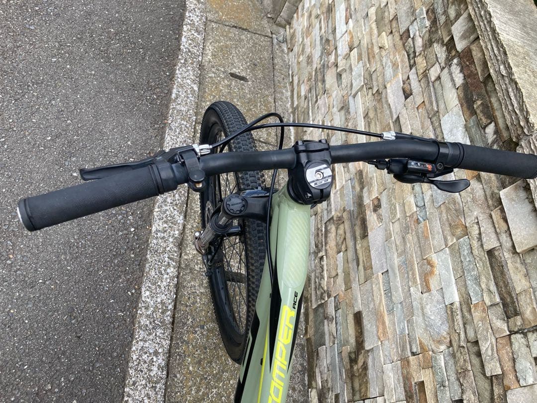 【神奈川周辺手渡】GT ジュニアマウンテンバイクSTOMPER ACE 24