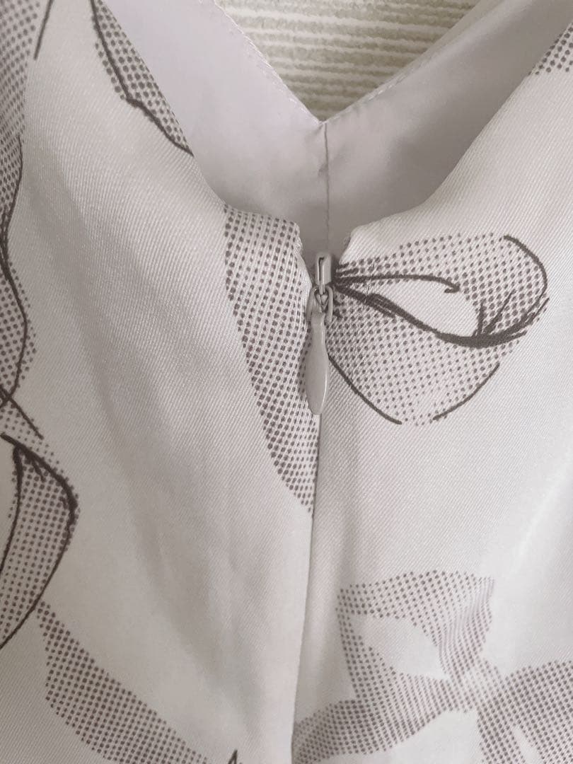 SNIDEL 完売 大人気 リボンスリーブデザインワンピース 00 GBEG