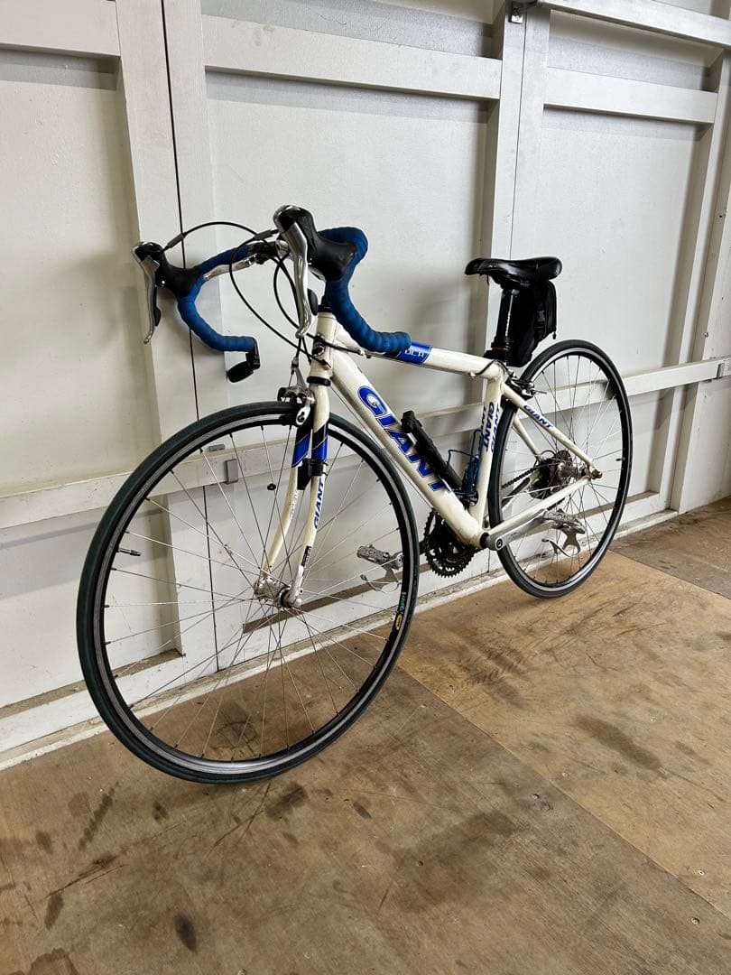 GIANT ロードバイク SHIMANO TIAGRA 27段変速