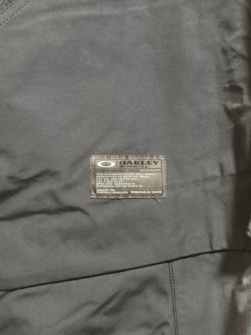 新品 OAKLEYブラック スノーボード ビブパンツ Mサイズ オークリー