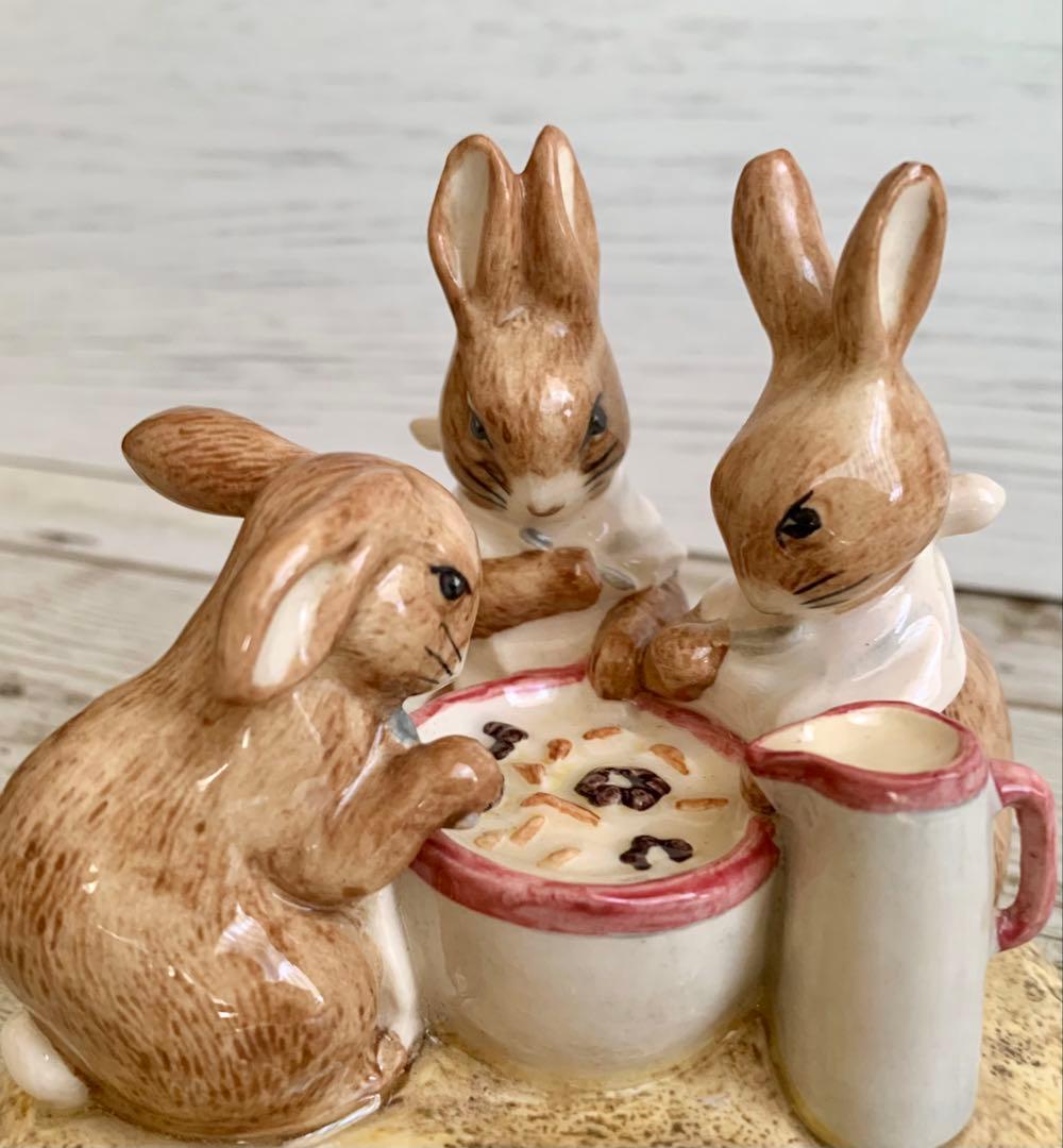 フロプシー モプシー カトンテール フィギュリン ピーターラビット 置物