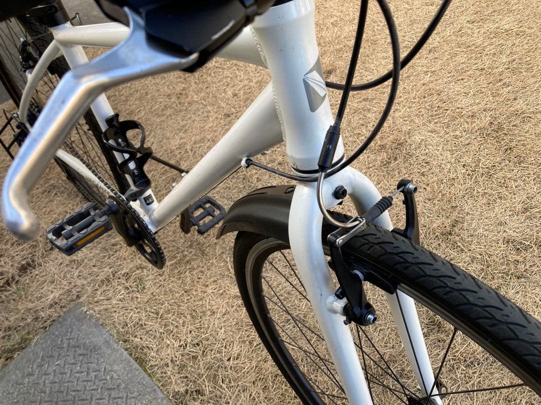 NESTOクロスバイク ホワイト 700C バカンゼ2 440サイズ　整備済み