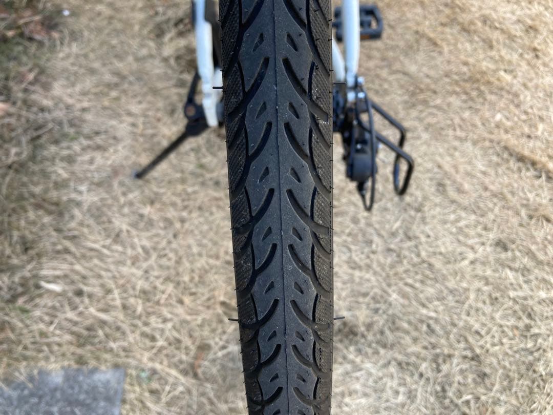 NESTOクロスバイク ホワイト 700C バカンゼ2 440サイズ　整備済み