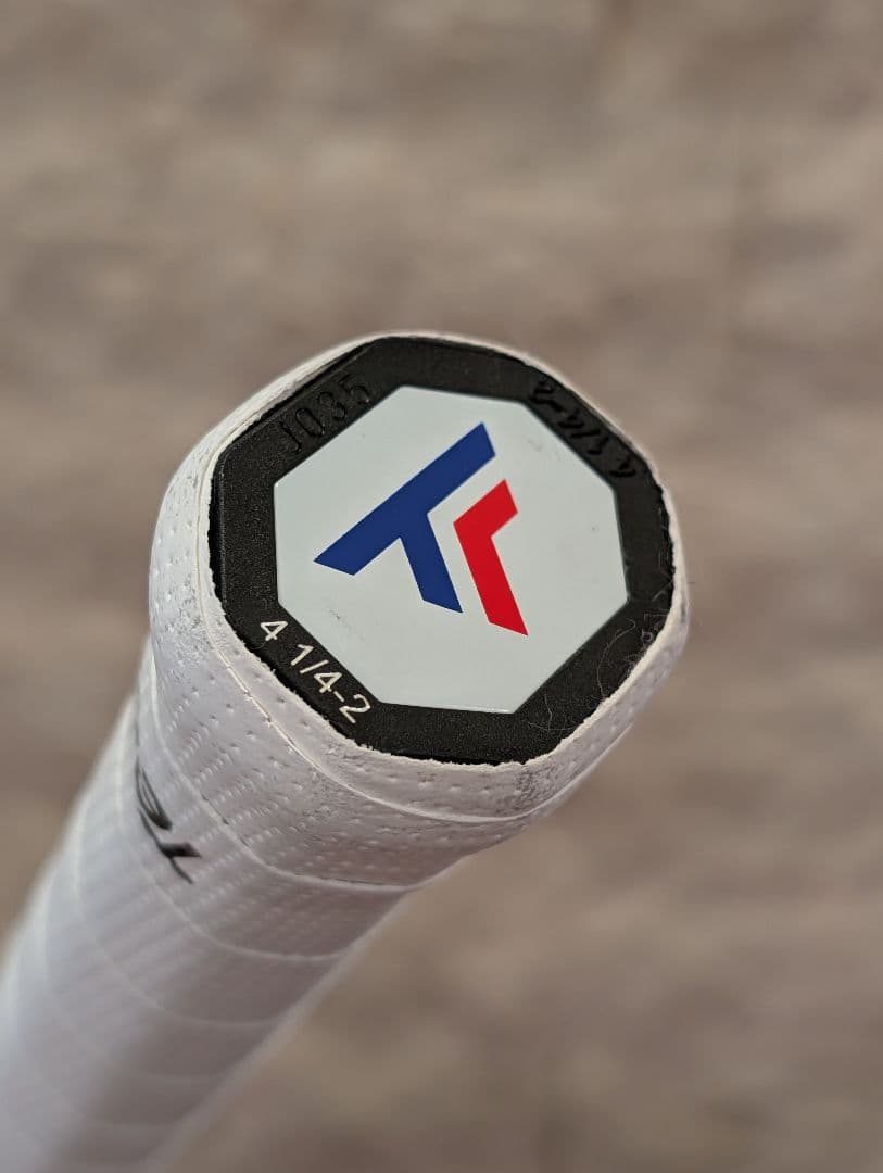 【美品★使用数回】T-FIGHT テニスラケット 285g 100inch G2