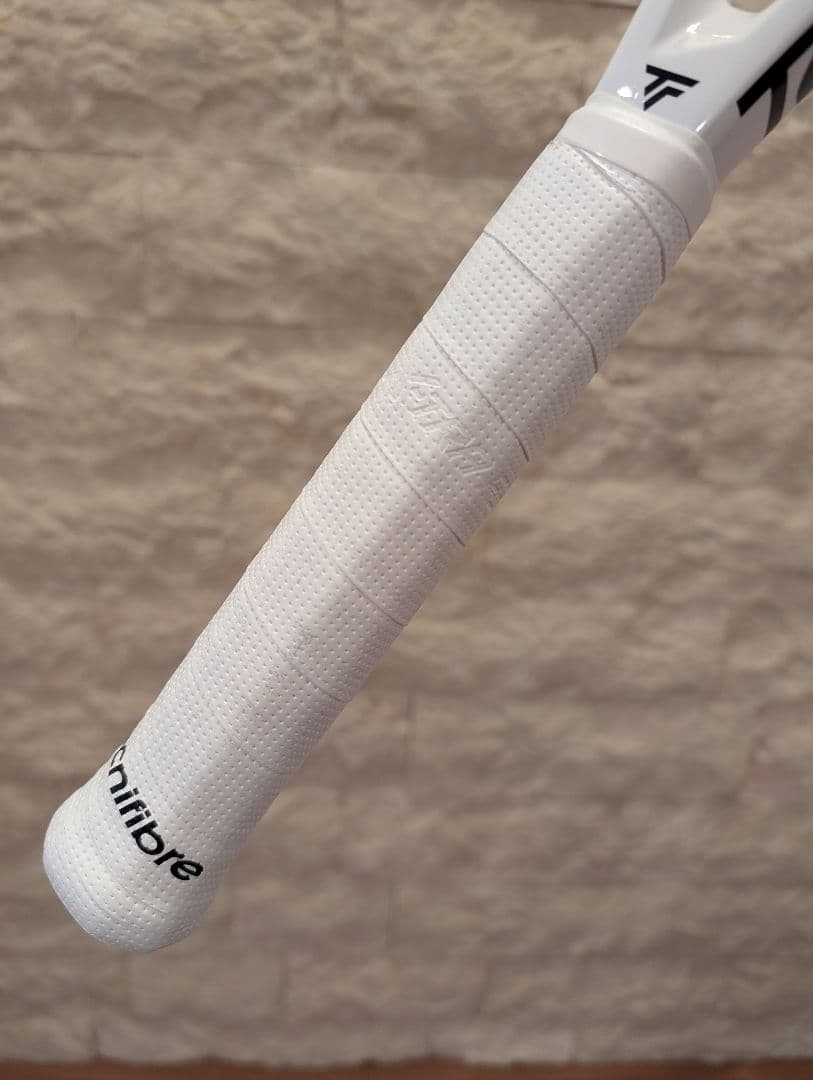 【美品★使用数回】T-FIGHT テニスラケット 285g 100inch G2