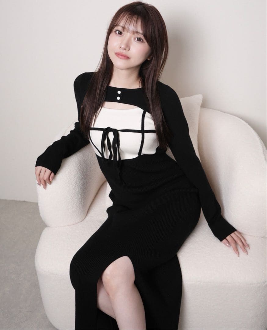 LIPSERVICE デコルテオープンバイカラーリボンニットワンピース　ブラック