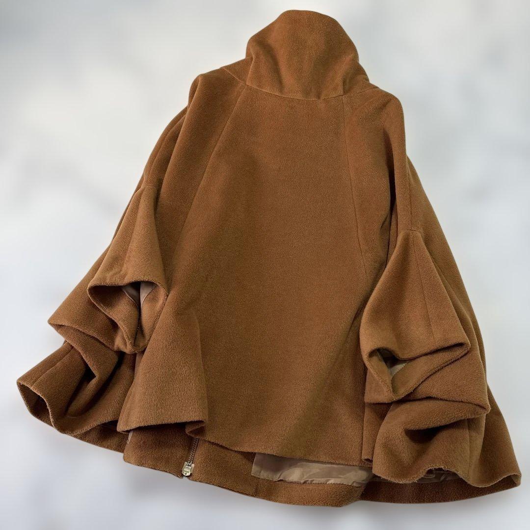 ✨ BEARDSLEY ビアズリー　キャメル　ポンチョコート