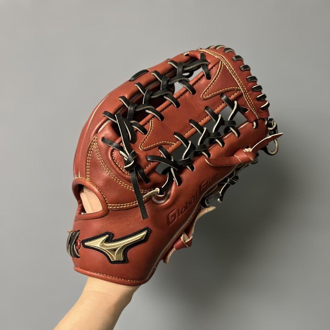 1403 ミズノ グローバルエリート 極美品 型抜群 軟式 外野手用グローブ