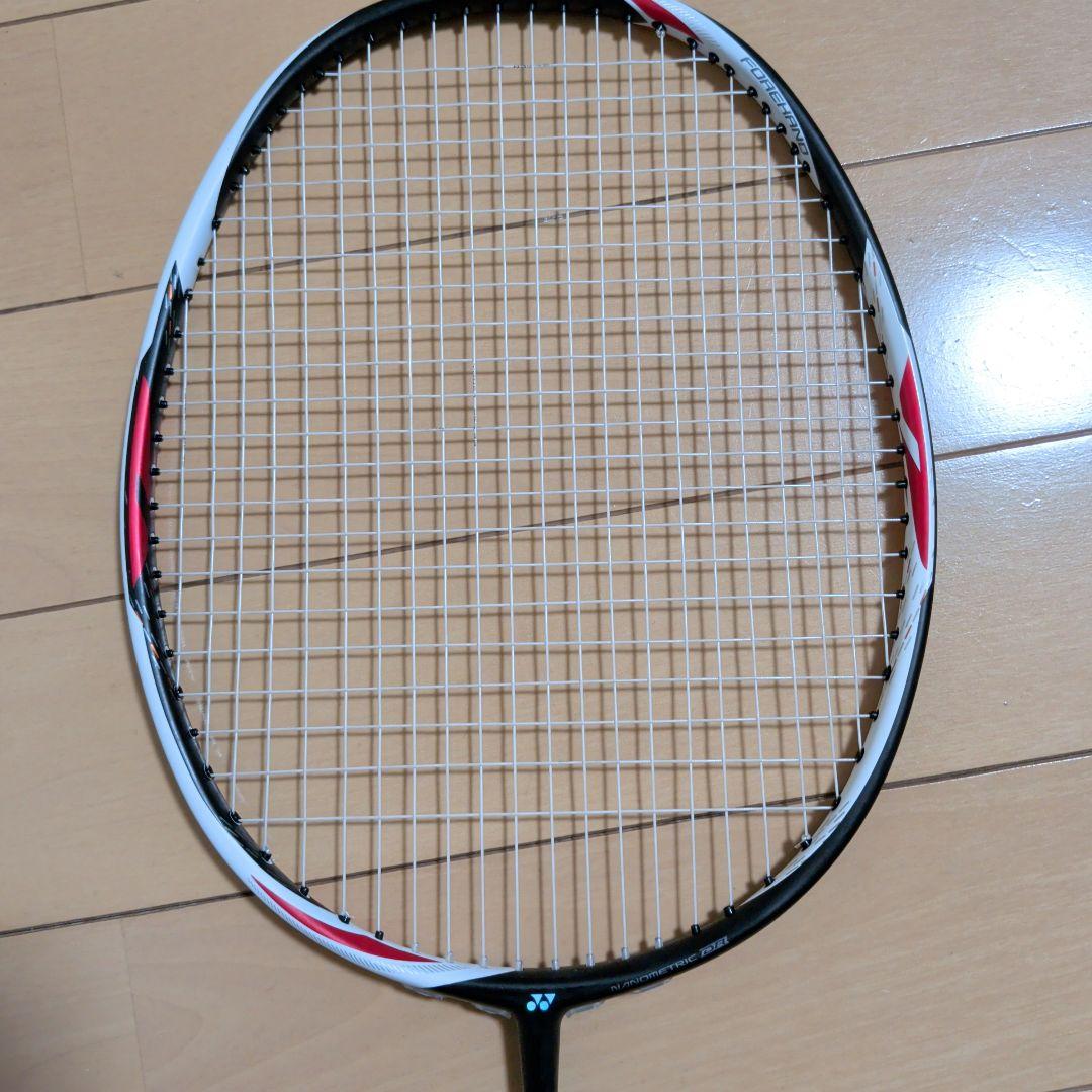 【極美品】DUORA X STRIKE バドミントンラケット　ヨネックス