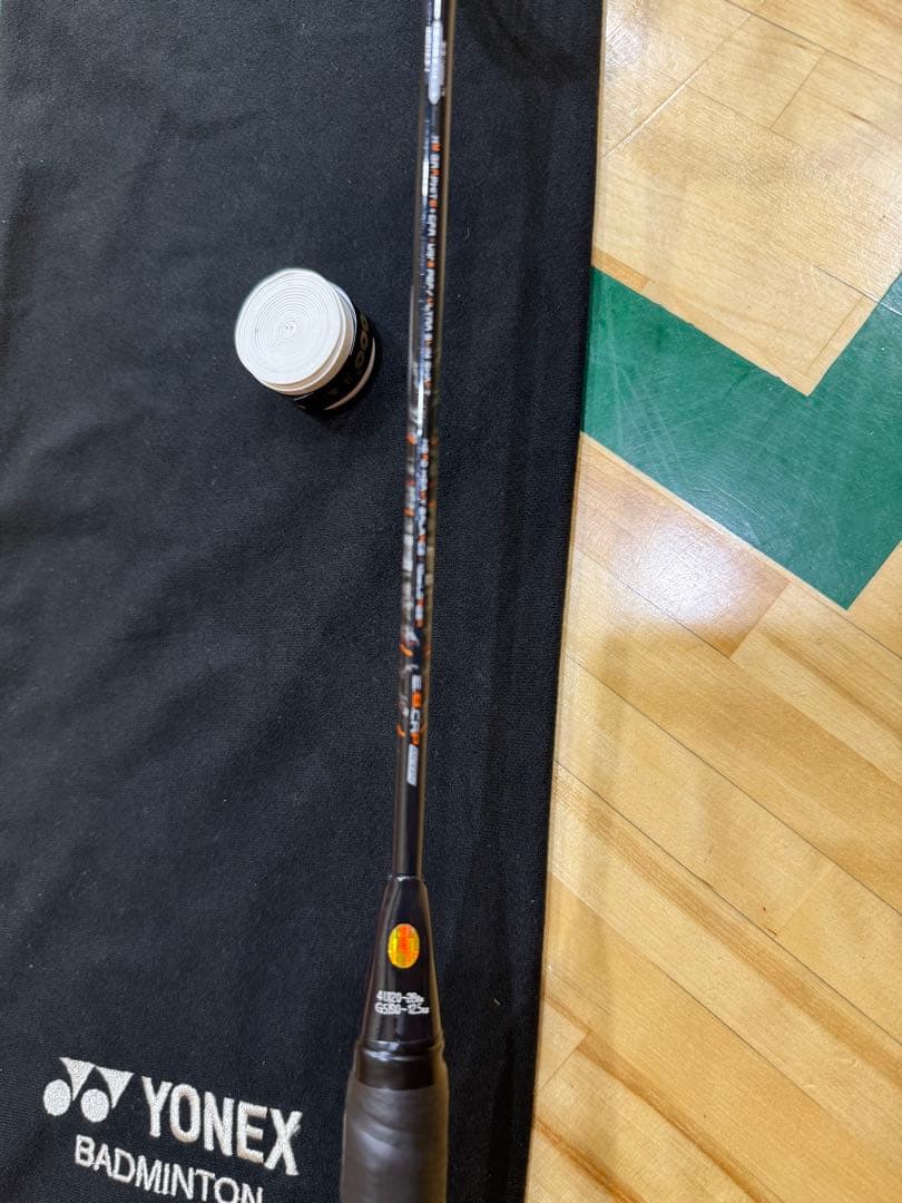 YONEX バドミントンラケット 黒/緑