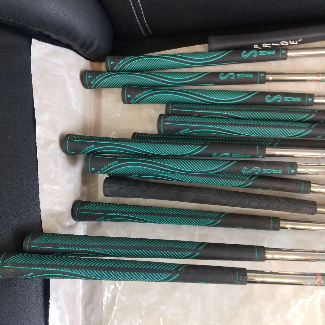 ♥️KINGLSLEY♥️ キャディバッグ 赤黒白 ドライバー他