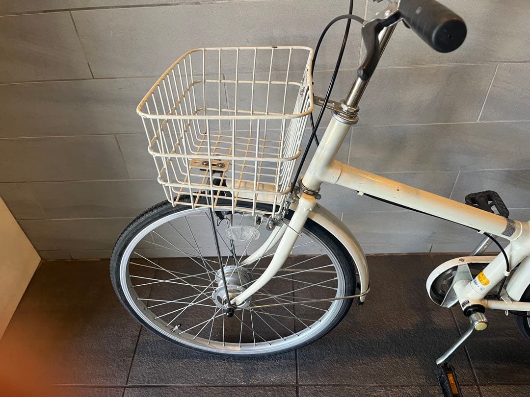 【東京近郊受渡し希望】22インチ自転車　オートライト シングルギア 前カゴ付き