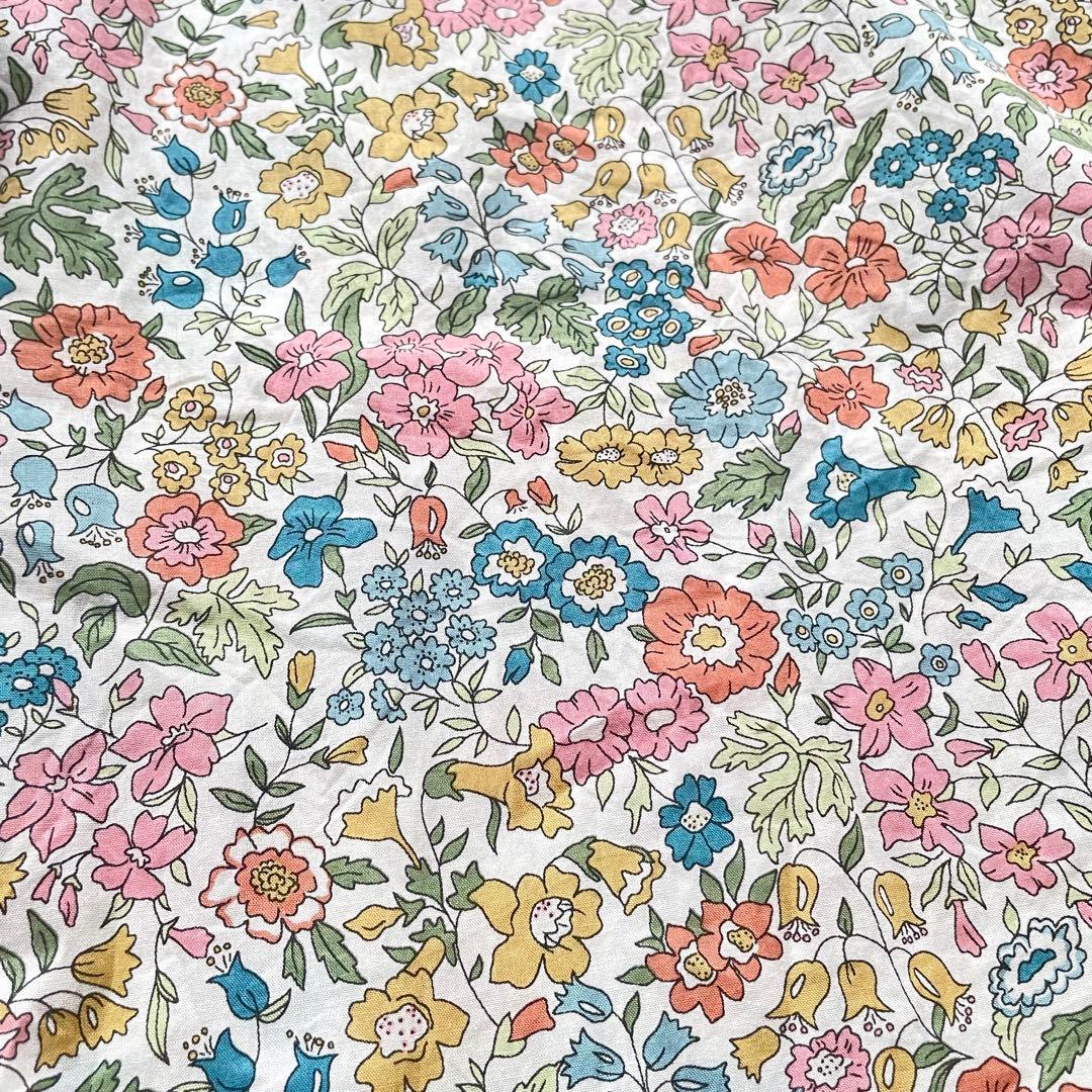 極美品　showerparty リバティ　袖シャーリング バンドカラーシャツ　花