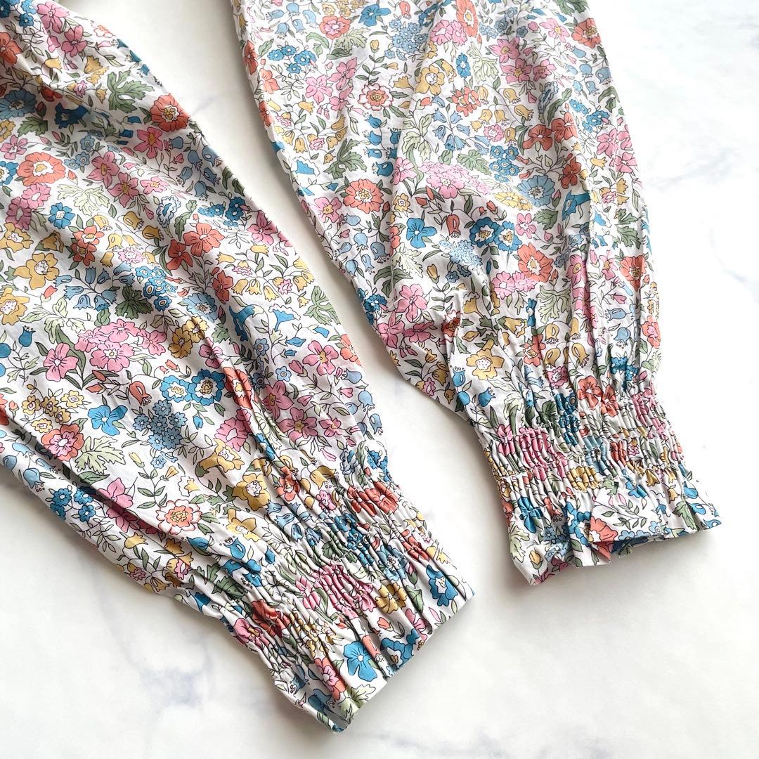 極美品　showerparty リバティ　袖シャーリング バンドカラーシャツ　花