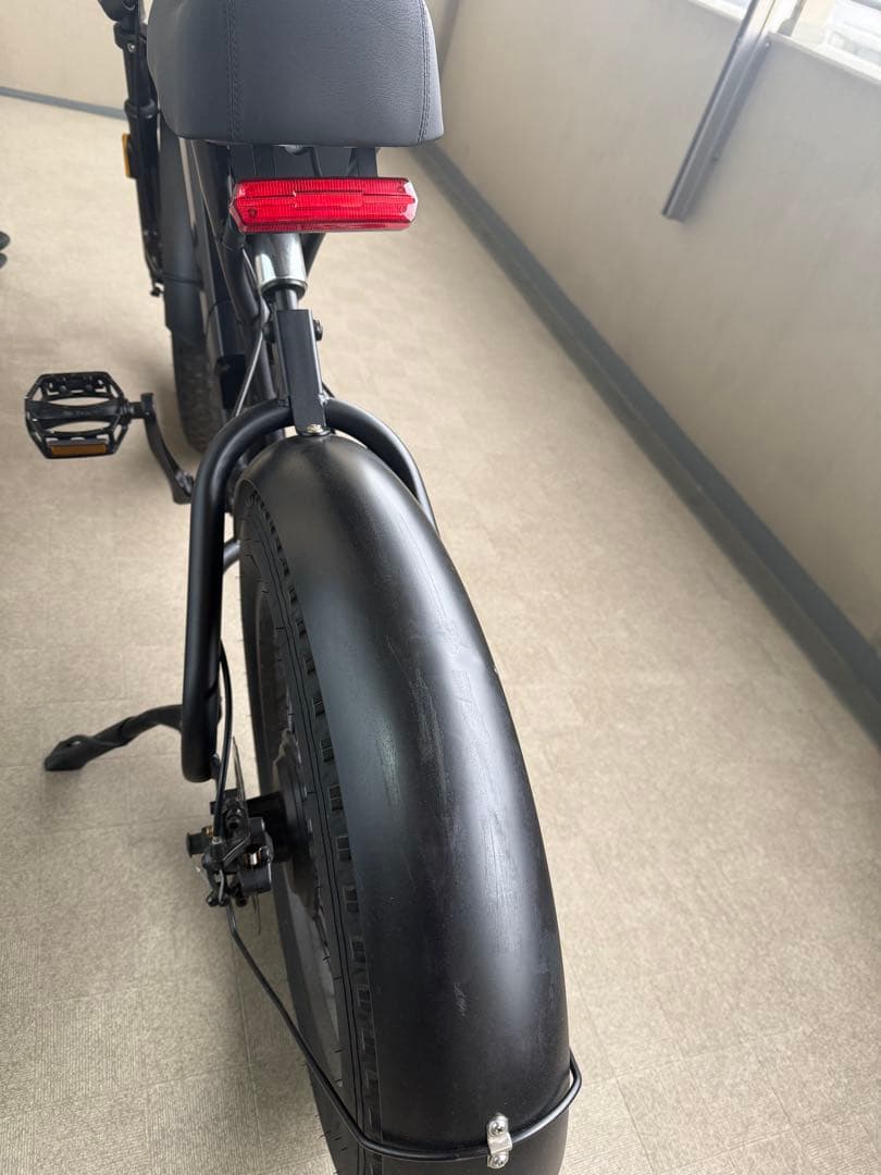 ファットバイク　電動アシスト自転車