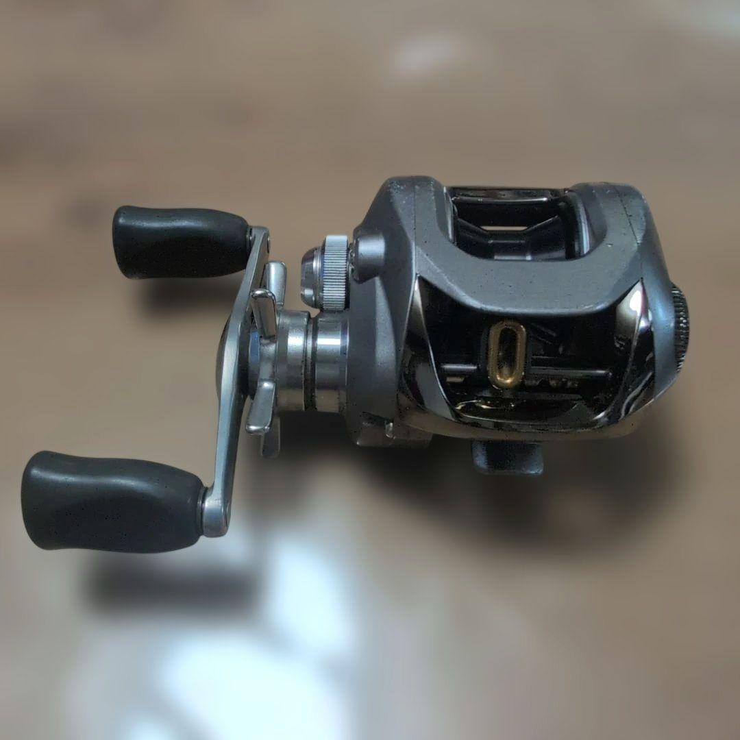 TEAM DAIWA−Z105H(右用) ＆ Scorpion 1001(左用)