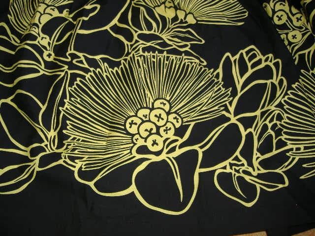 パウスカート◎レフア柄◎黒地Ｘ黄柄