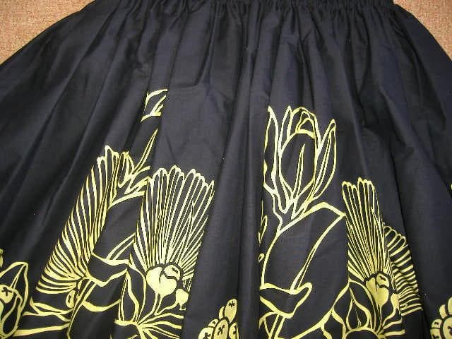 パウスカート◎レフア柄◎黒地Ｘ黄柄