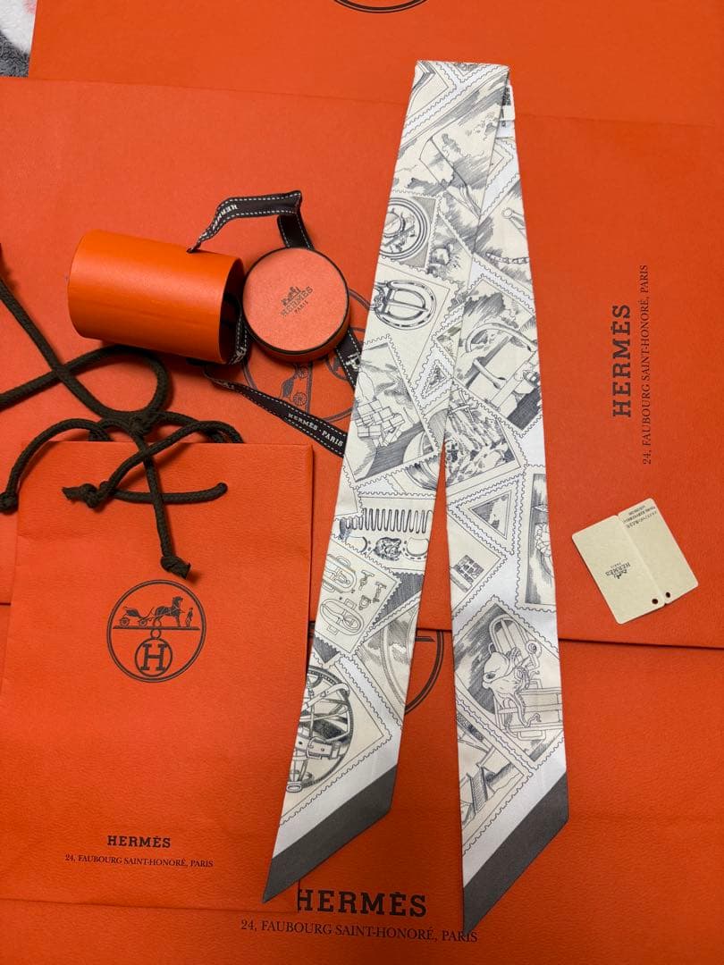 新品未使用　HERMES ☆ フォーブルの切手愛好家 ツイリー スカーフ