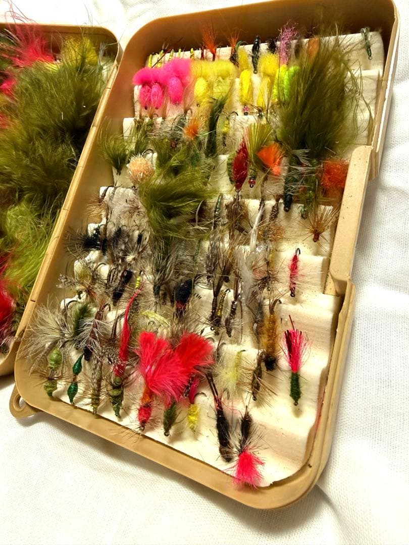 多様なフライセット（毛針）