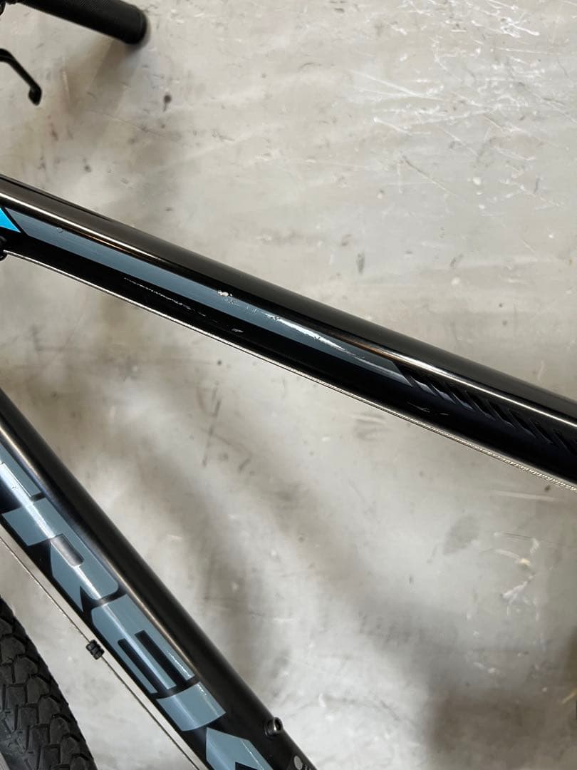 クロスバイク　 TREK FX2 トレック　FX2