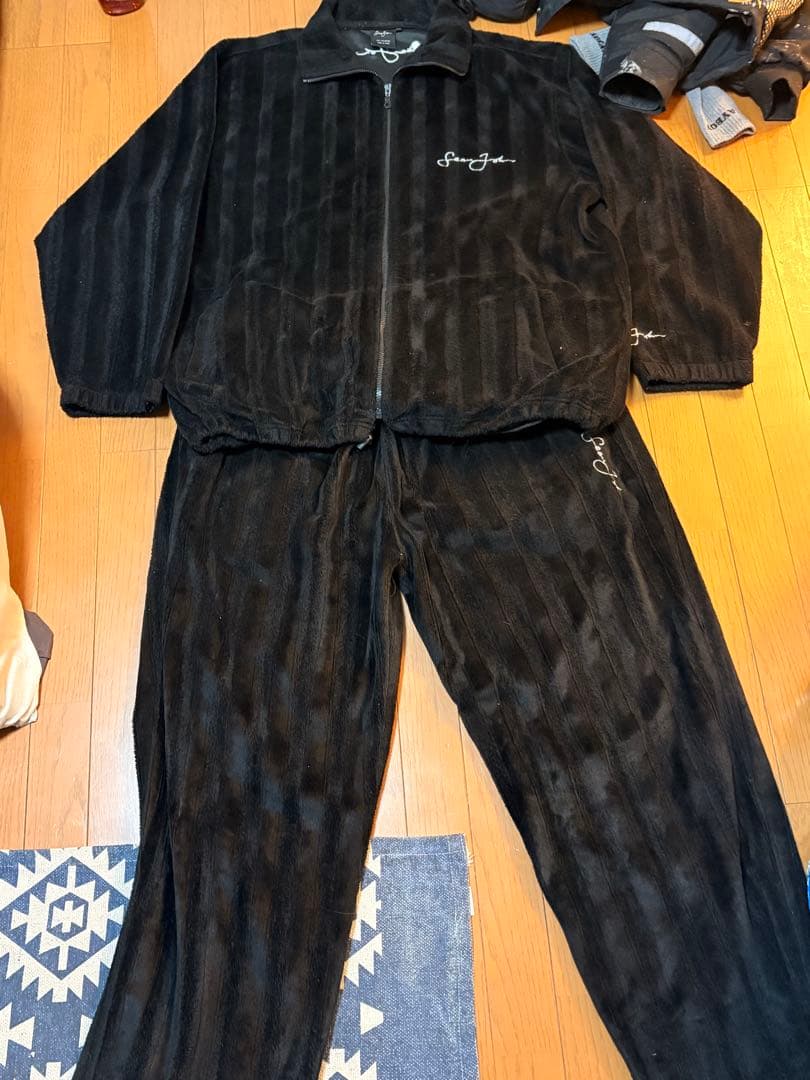 Seon john ベロアセットアップ