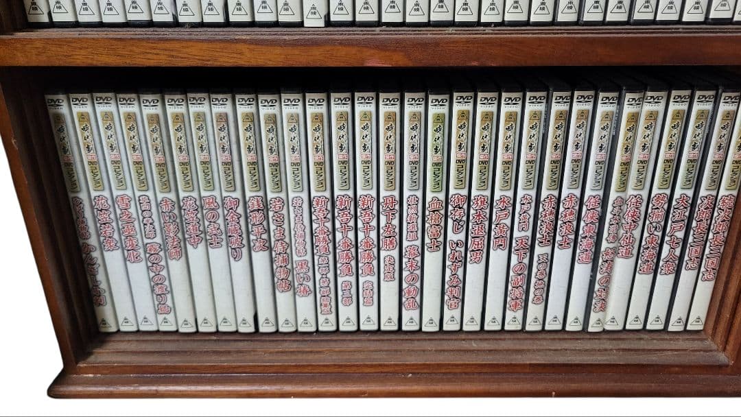 ディアゴスティニー　東映傑作DVD60本抜け無し　 定期購読特典木製ケースつき