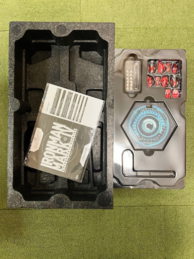 た*ろ様 9月29日まで期間限定値下げ　新品未使用　ホットトイズアイアンマン マ