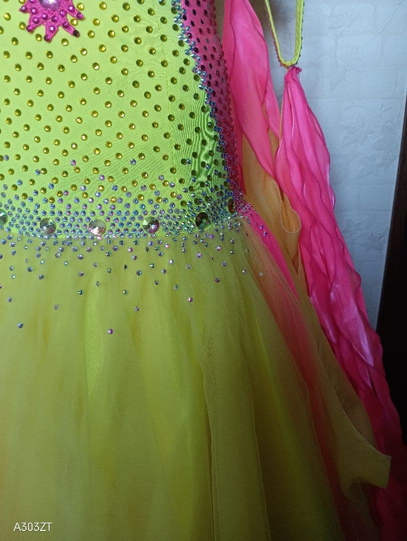 ＮＡＮＡKＡネオンイエローピンク社交ダンスドレス