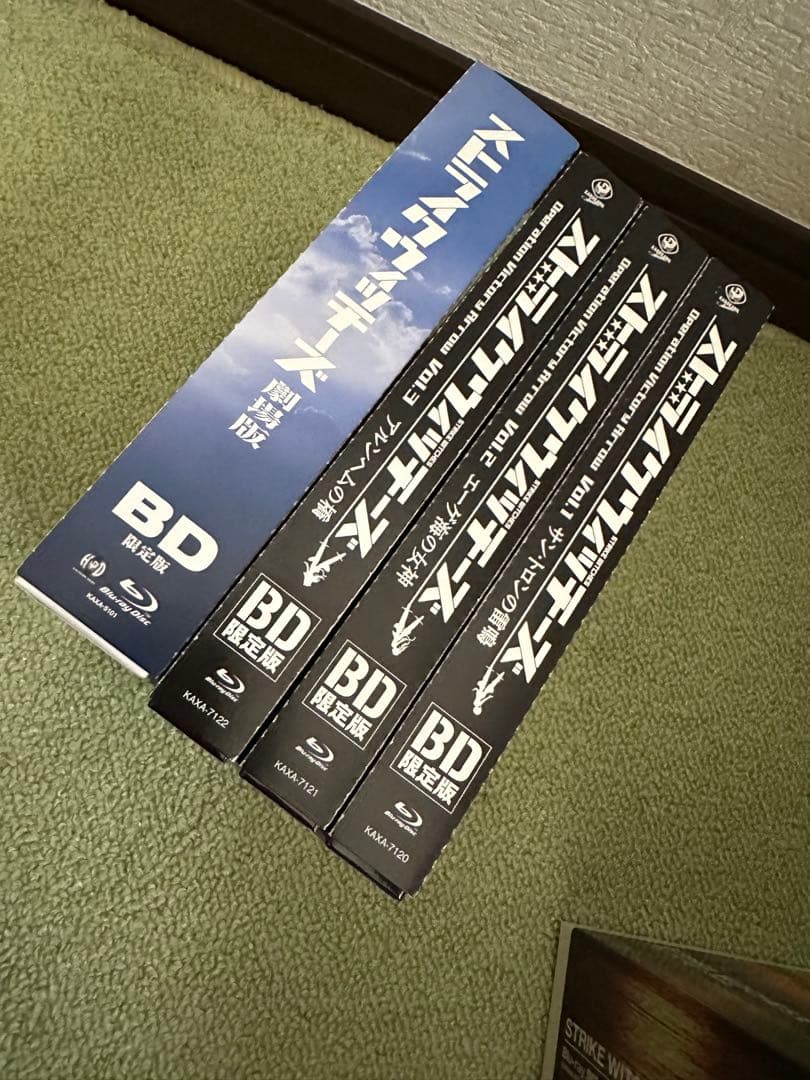 ストライクウィッチーズ DVD-BOX Blu-rayセット