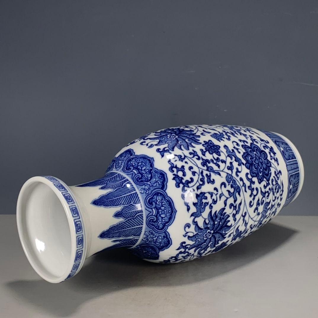 青花瓷 工芸品 陶磁器 装飾品 花瓶 花器 美品 美術品 置物 陶芸