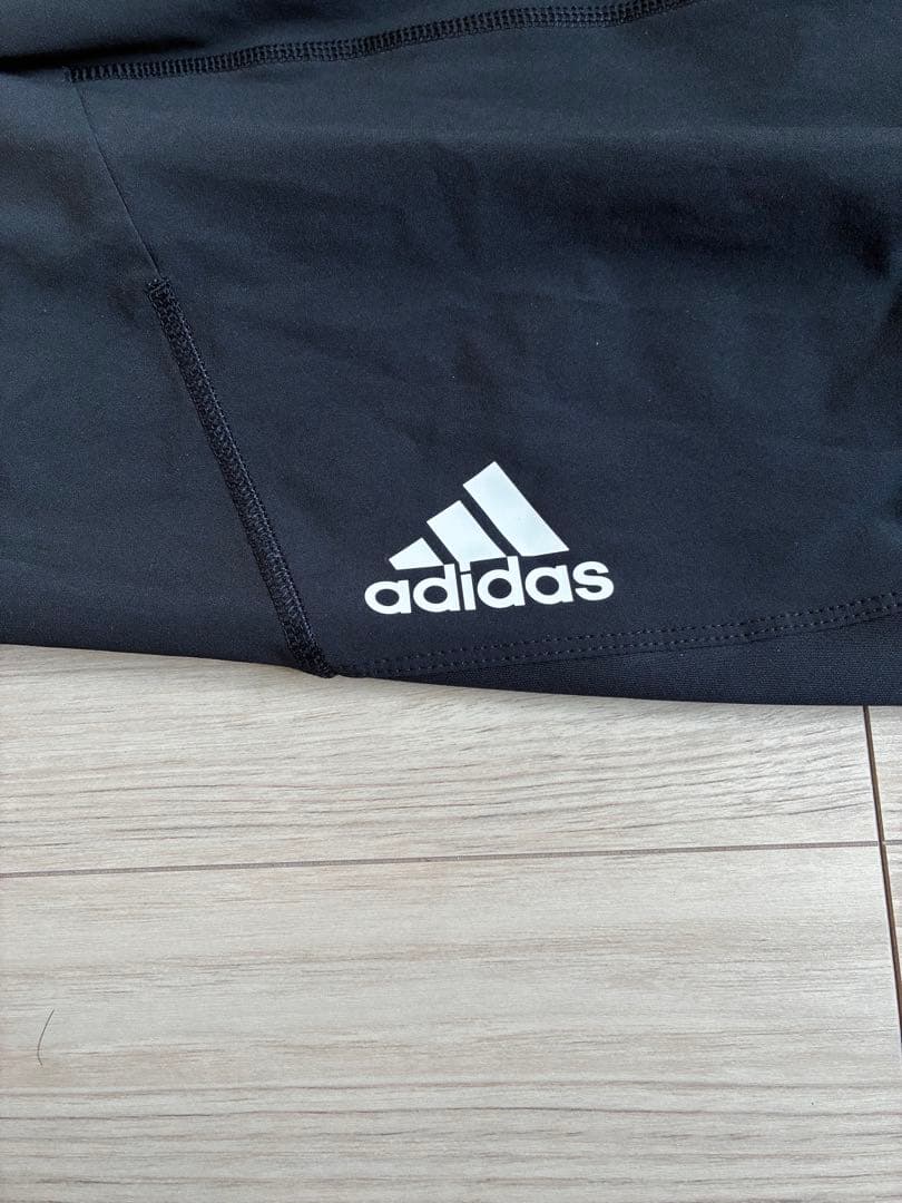 adidas ブラックジャージパンツ　 値下げ交渉可