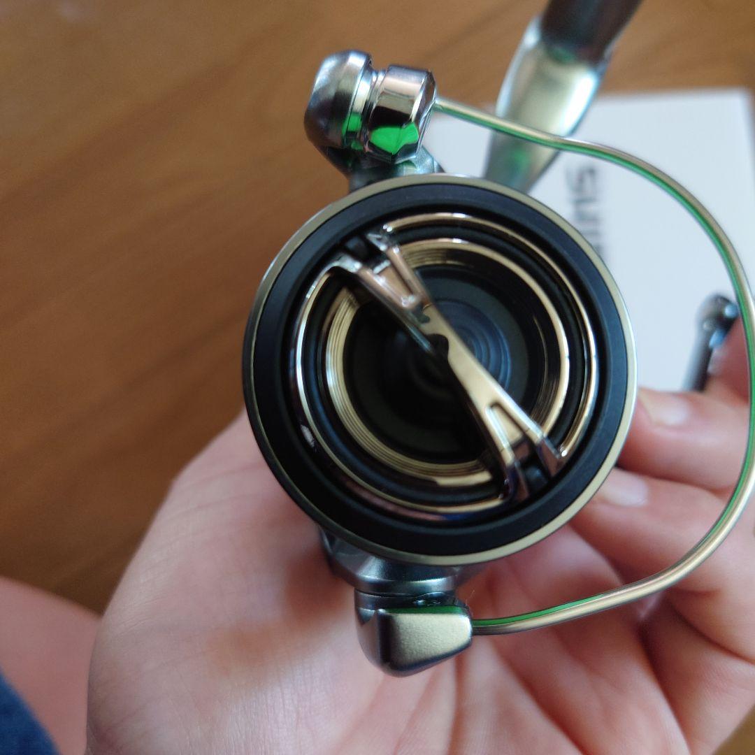 値下げしました!SHIMANO 21ナスキー C2000S スピニングリール