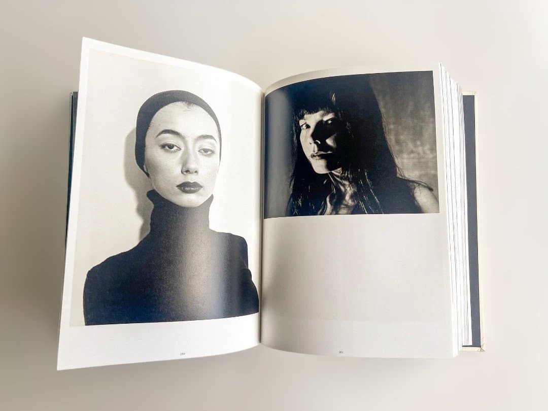 Nobuyoshi Araki　Self - Life - Death　荒木経惟