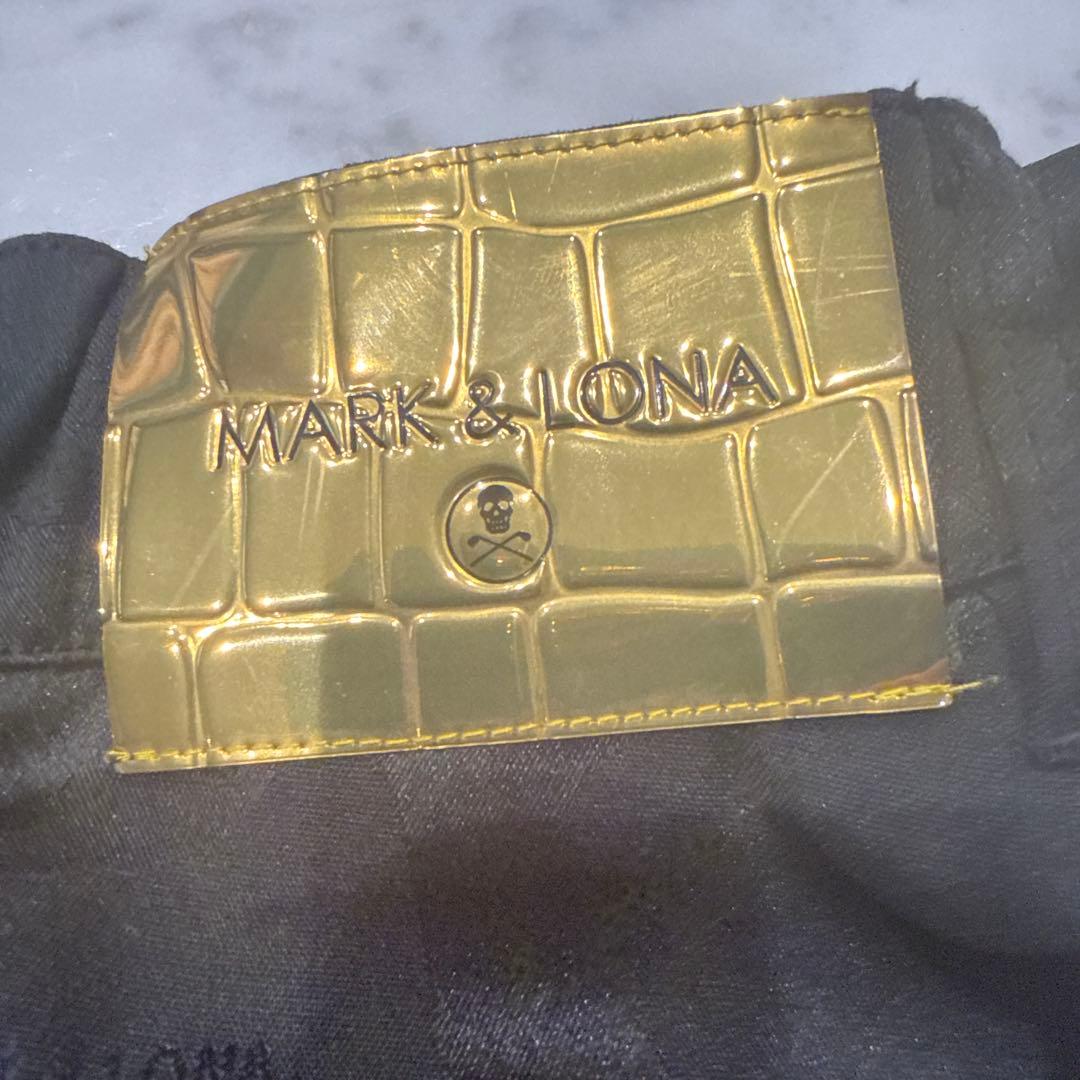 MARK & LONA スカル柄ブラックスカート