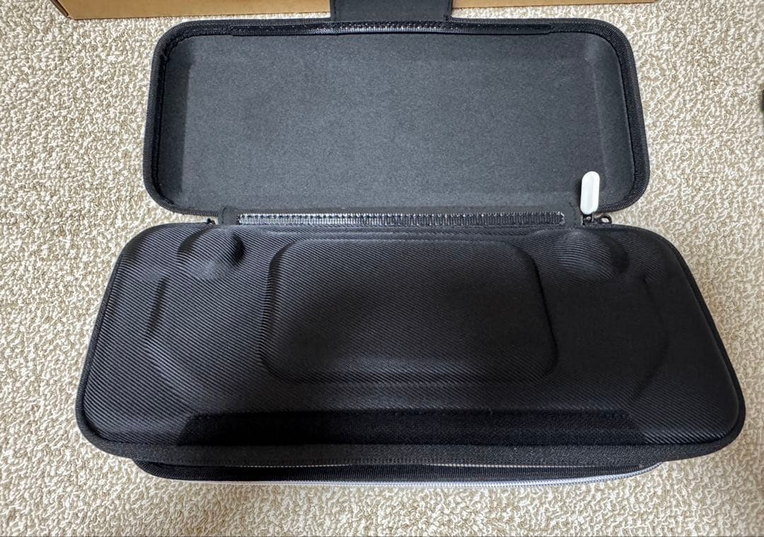 Steam Deck oled 1TB＆UGREEN 9-IN-1ハブ