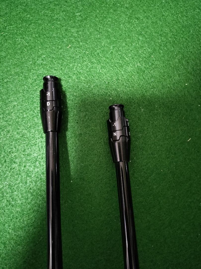 【大幅値下げ】 BIG BERTHA 5W用 SPEEDER NX（写真右側）