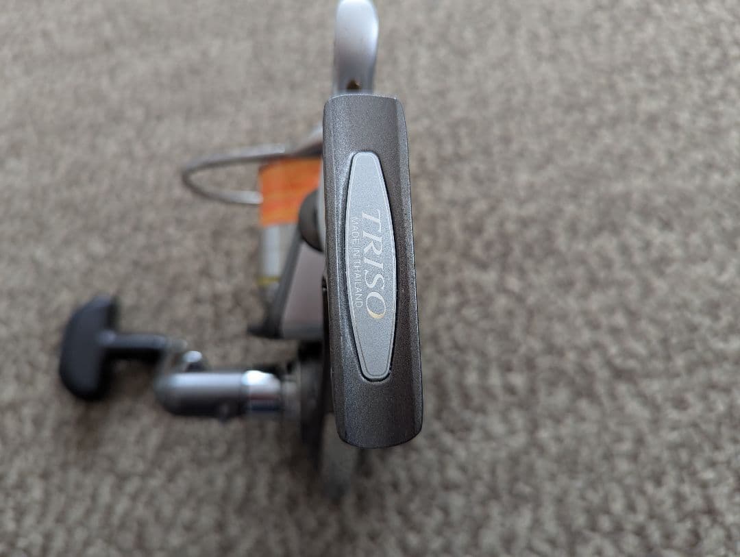 リール DAIWA TRISO2500LBD