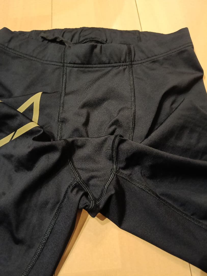 ツータイムズユー2XU MCSタイツ【メンズMサイズ】