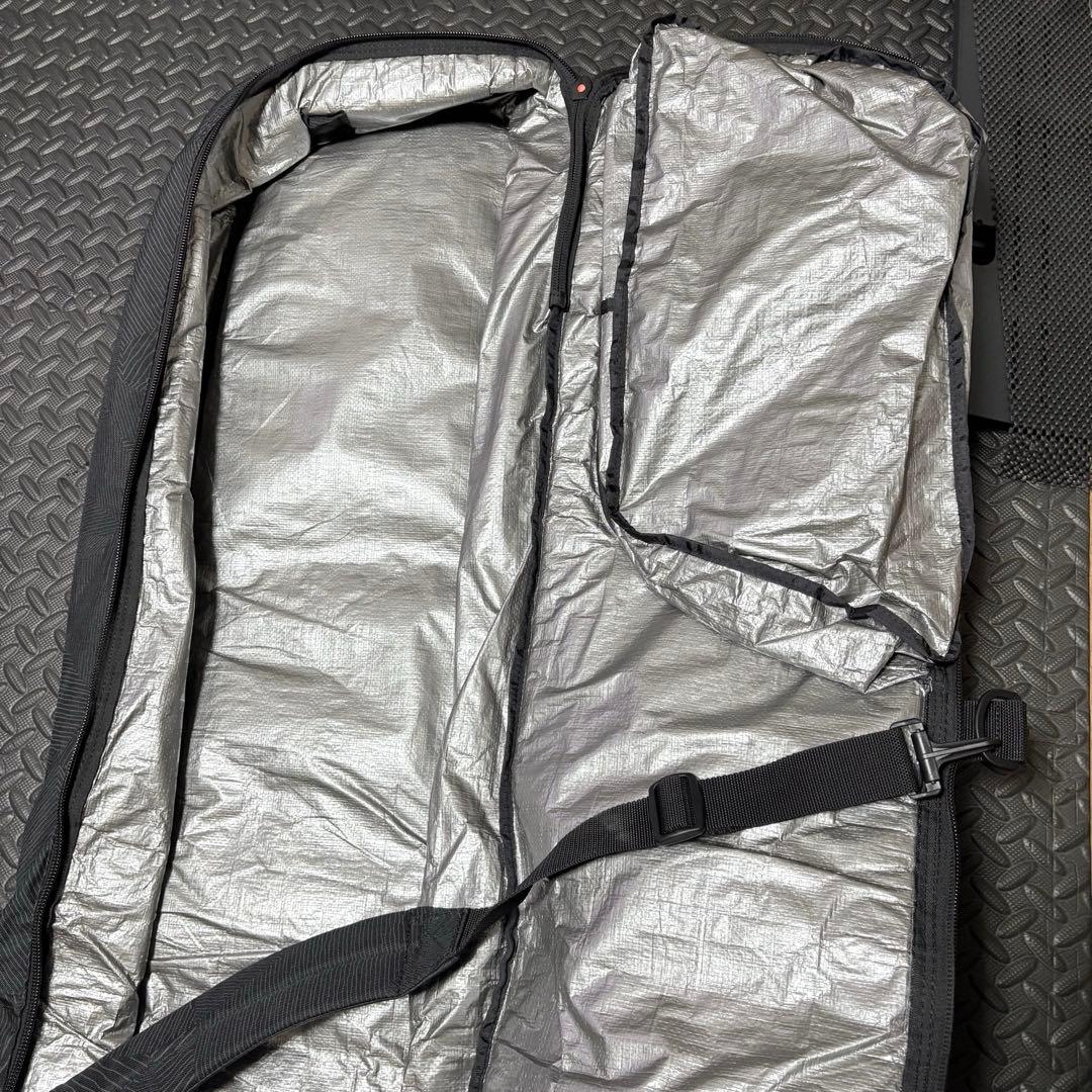DAKINE スノーボードバッグ 157 シューズケース付き　キャリーケース