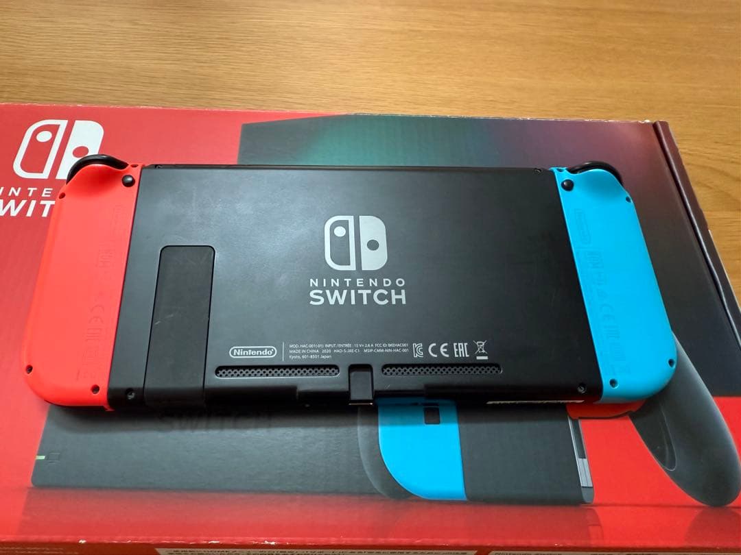 Nintendo Switch 型番HAD-S-KABAA スイッチ　任天堂