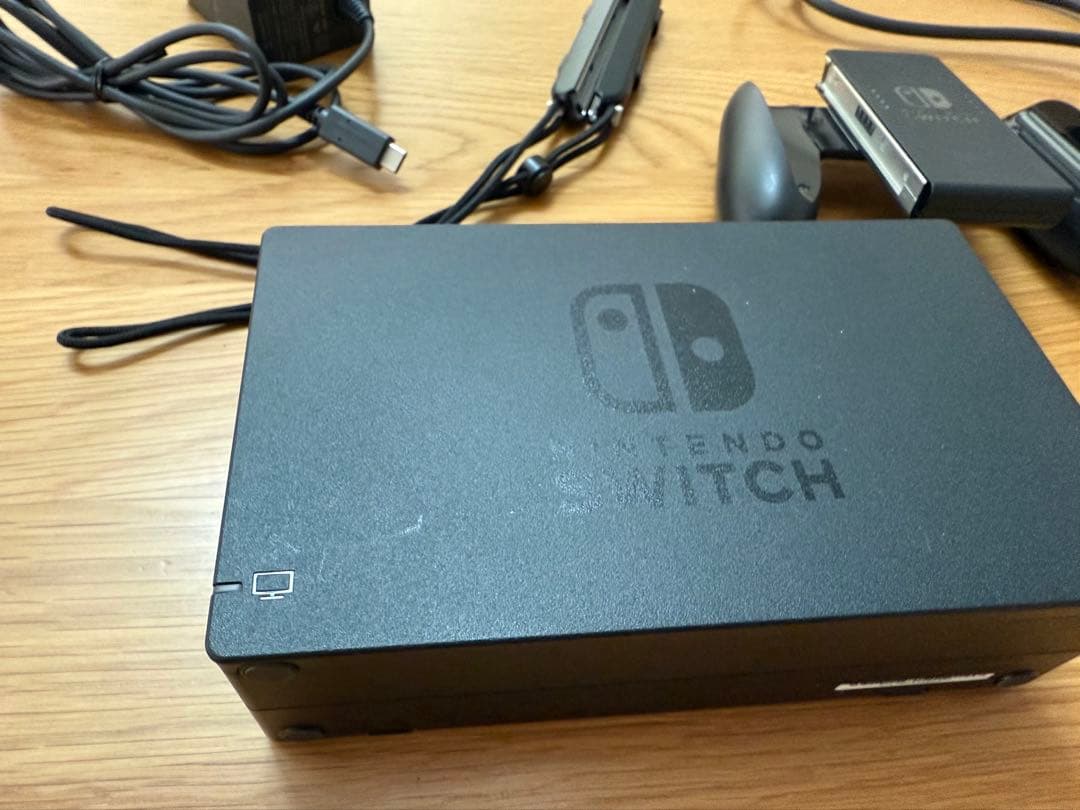 Nintendo Switch 型番HAD-S-KABAA スイッチ　任天堂